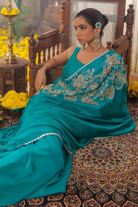 Buy_Anu Pellakuru_Blue Silk, Crepe, Pashmina Cut Work, Embroidery, Pearls Gul Vine Saree Set 