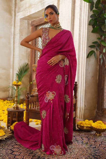 Anu Pellakuru Pink Saree Silk Embroidery Pearl Deep U Neck Ornate Fleur Set 