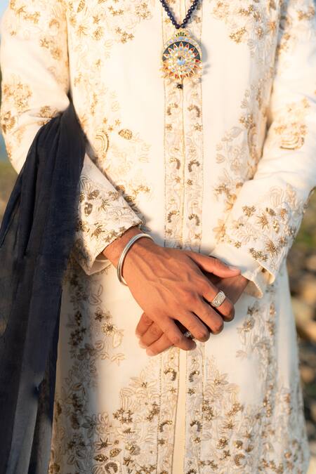 Jatin Malik_Ivory Linen, Silk Embroidery Floral Sherwani Set _Online_at_Aza_Fashions