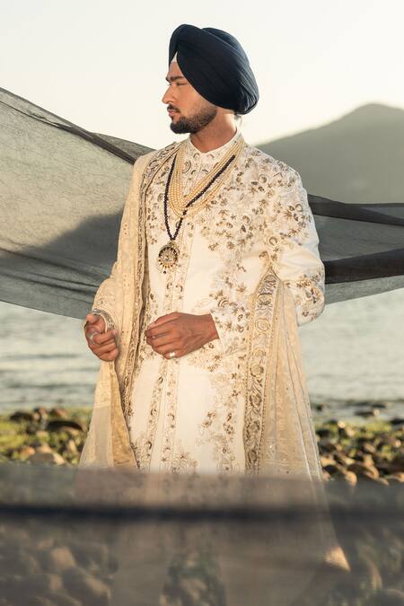 Jatin Malik_Ivory Linen, Silk Embroidery Floral Sherwani Set _at_Aza_Fashions