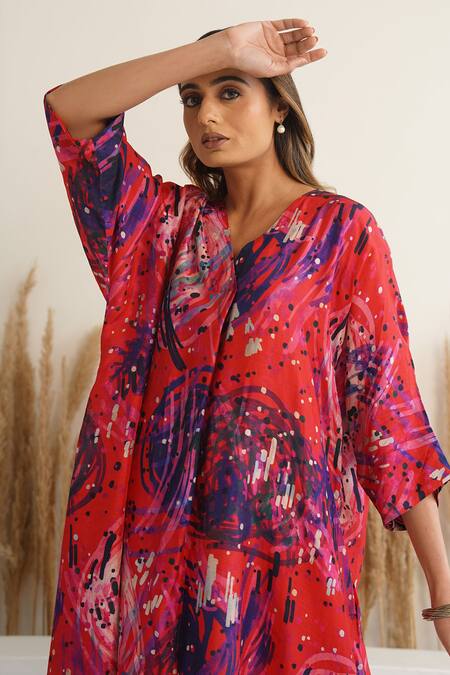 Meghna Panchmatia_Red Silk V-neck Abstract Print Asymmetric Kaftan _at_Aza_Fashions