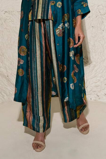 Meghna Panchmatia Green Silk Embroidery Collared Flower Print Jacket With Pant Online at Aza Fashions Meghna Panchmatia_Green Silk Embroidery Collared Flower Print Jacket With Pant _Online_at_Aza_Fashions