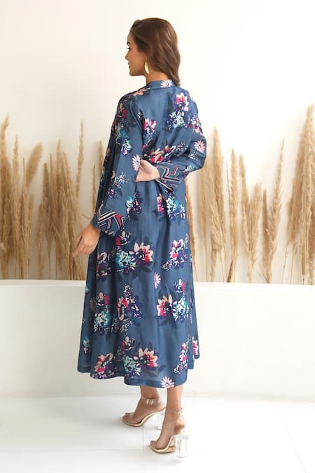 Meghna Panchmatia Abstract Print Dress With Silk Jacket 