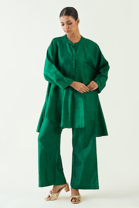 Shivani Bhargava Green Silk Solid Flared Hem Pant Online at Aza Fashions Shivani Bhargava_Green Silk Solid Flared Hem Pant _Online_at_Aza_Fashions