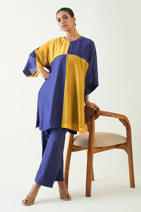 Buy_Shivani Bhargava_Purple Cotton Silk Sequin Round Detailed Tunic _Online_at_Aza_Fashions