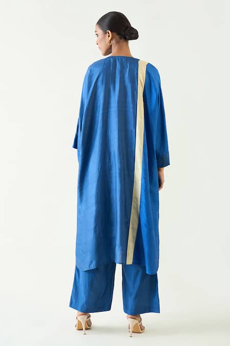 Shop Shivani Bhargava Blue Silk Band Collar Niti Color Block Tunic at Aza Fashions Shop_Shivani Bhargava_Blue Silk Band Collar Niti Color Block Tunic _at_Aza_Fashions