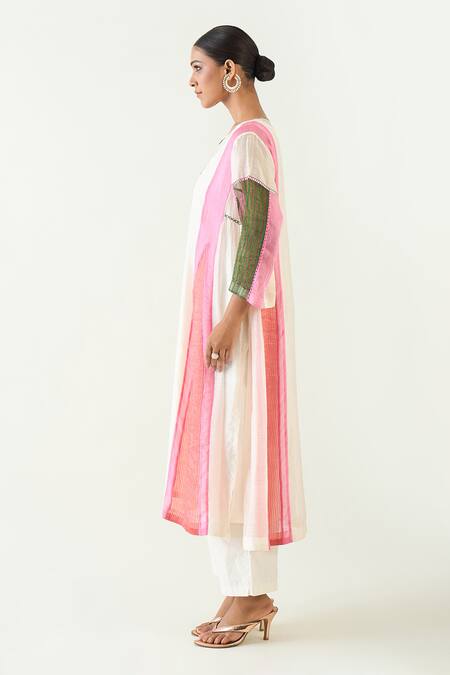 Buy_Shivani Bhargava_Ivory Cotton Silk Hand Embroidered Thread Notched Isha Color Blocked Kurta _Online_at_Aza_Fashions