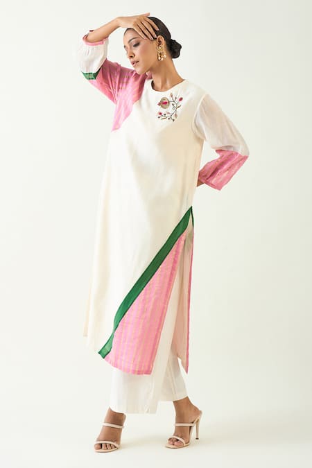 Shivani Bhargava Ivory Cotton Silk Hand Embroidered Anaar Round Mohini Kurta 