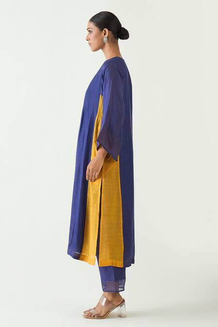 Shivani Bhargava_Purple Cotton Silk Hand Embroidered Zari V-neck Urvi A-line Kurta _Online_at_Aza_Fashions