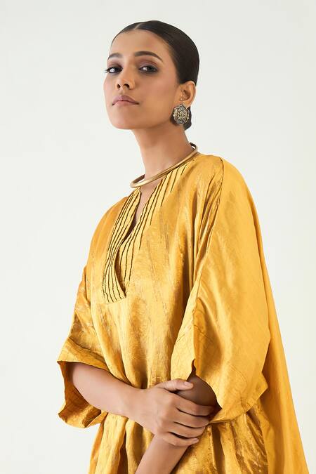 Shop_Shivani Bhargava_Yellow Silk With Gold Weave Embroidered Thread Notched Damani Kurta _Online_at_Aza_Fashions