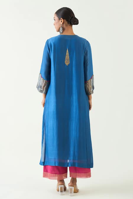 Shop Shivani Bhargava Blue Cotton Silk Hand Embroidered Thread Keyhole Leela Kurta at Aza Fashions Shop_Shivani Bhargava_Blue Cotton Silk Hand Embroidered Thread Keyhole Leela Kurta _at_Aza_Fashions