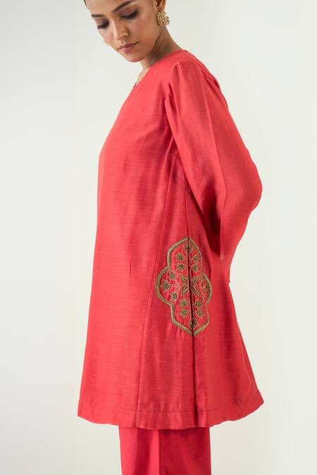 Shivani Bhargava_Red Cotton Silk Hand Embroidered Dabka Round Siya Tunic _at_Aza_Fashions