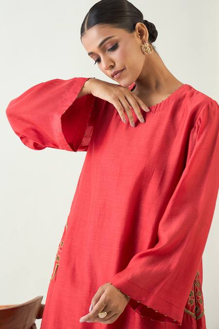 Shop_Shivani Bhargava_Red Cotton Silk Hand Embroidered Dabka Round Siya Tunic 