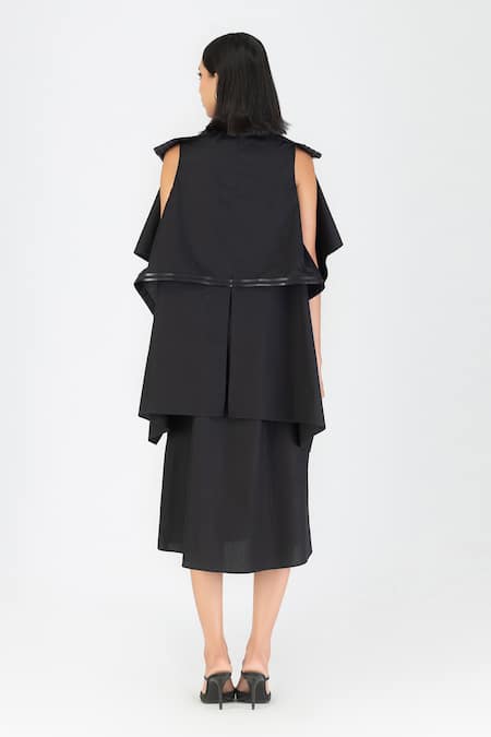 Amit Aggarwal Metallic Embellished Black Cape 