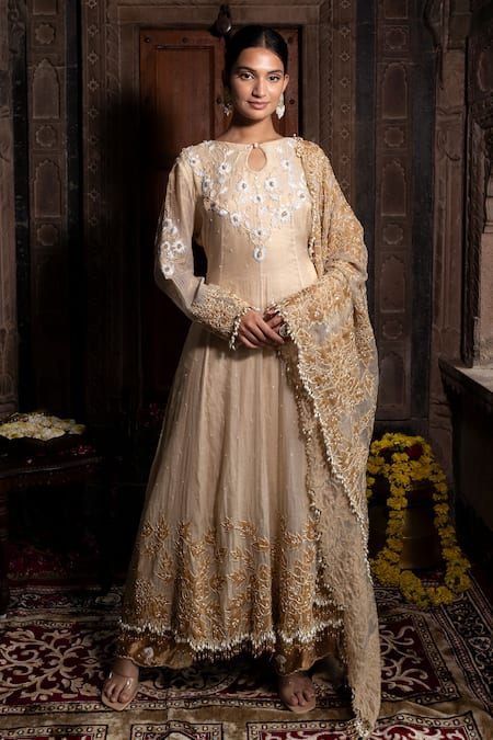 Farha Syed Ivory Blouse And Lehenga Chanderi Silk Tissue Applique Hand Embroidered Set 