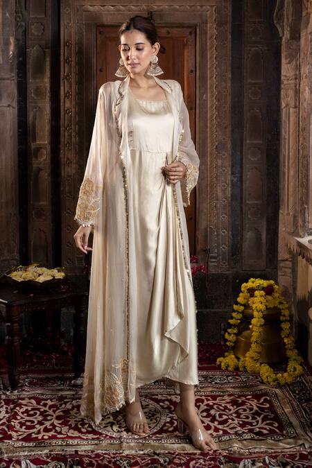 Buy_Farha Syed_Ivory Chanderi Silk, Organza Beads, Cut Work Floral Applique Kurta Sharara Set _Online_at_Aza_Fashions