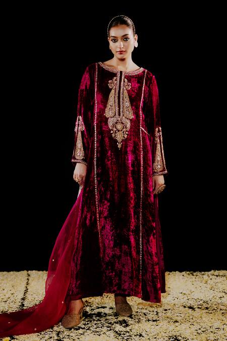 Gul By Aishwarya_Wine Velvet, Satin, , Organza Embroidery, Sequins Gulshan Kurta Set _Online_at_Aza_Fashions