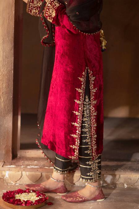 Shop_Gul By Aishwarya_Maroon Velvet, Satin, Silk Organza Embroidery Round Neck Kurta Pant Set _Online_at_Aza_Fashions