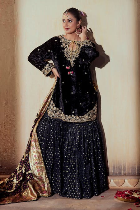 Gul By Aishwarya_Black Velvet, Georgette, Brocade Embroidery Phool Guldasta Kurta Gharara Set _Online_at_Aza_Fashions