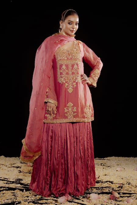 Gul By Aishwarya Pink Tissue Organza Embroidery Zardozi Leaf Neck Damask Fleur Kurta Gharara Set 