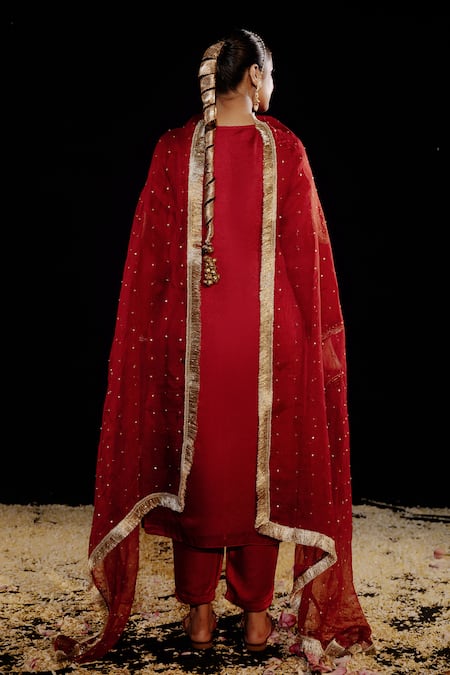 Gul By Aishwarya Paisley Crest Embroidered Kurta Set 