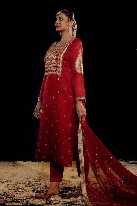 Gul By Aishwarya_Maroon Satin, , Organza Sequins, Embroidery Paisley Crest Kurta Set _at_Aza_Fashions