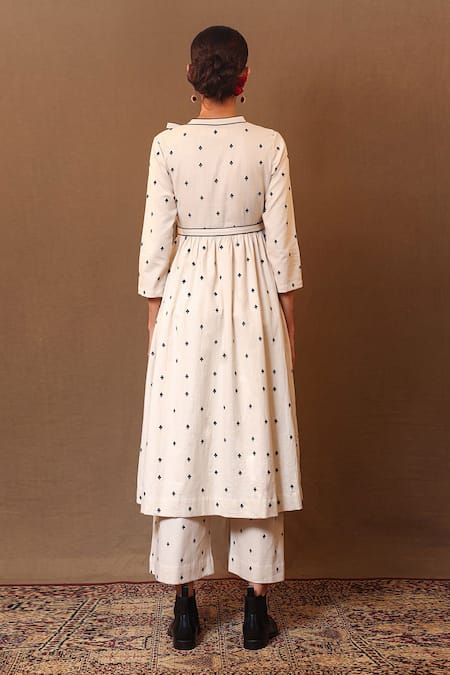 Shop_Mati_Off White Cotton Embroidery Round Neck Spade Anarkali Set _at_Aza_Fashions