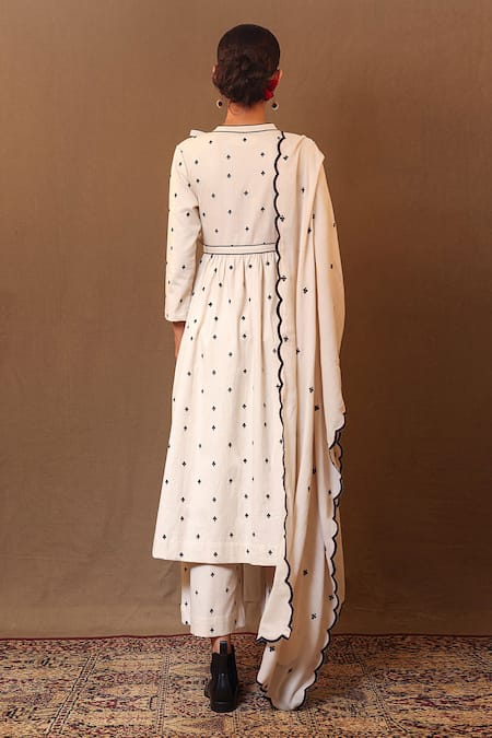 Mati_Off White Cotton Embroidery Round Neck Spade Anarkali Set _at_Aza_Fashions