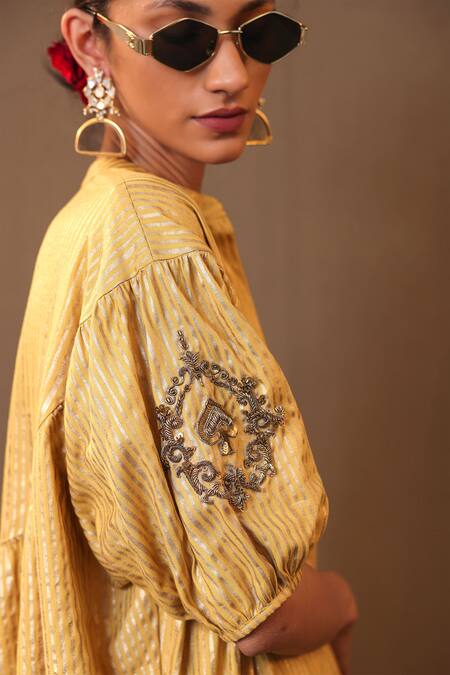 Buy_MATI_1_Yellow Cotton Zari, Embroidery Mandarin Collar Zardozi Sleeve Kurta _Online_at_Aza_Fashions