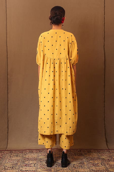 Shop MATI_1 Yellow Cotton Embroidery Mandarin Collar Spade Tunic at Aza Fashions Shop_MATI_1_Yellow Cotton Embroidery Mandarin Collar Spade Tunic _at_Aza_Fashions