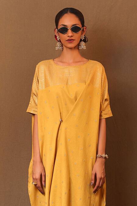 Shop MATI_1 Yellow Cotton Zari, Embroidery Boat Neck Thread Cowl Kurta Online at Aza Fashions Shop_MATI_1_Yellow Cotton Zari, Embroidery Boat Neck Thread Cowl Kurta _Online_at_Aza_Fashions