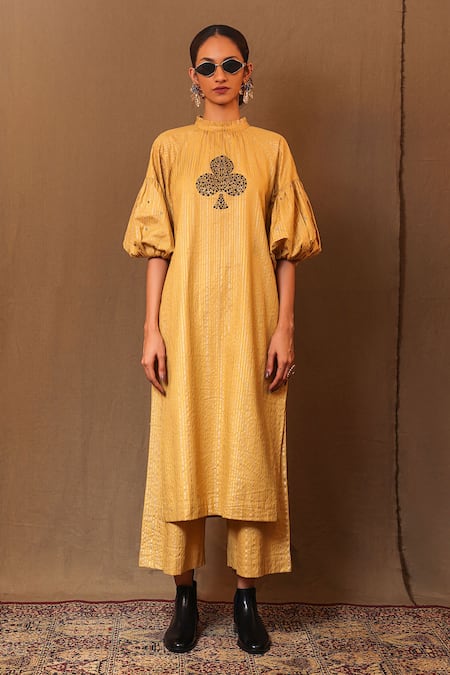 MATI Club Placement Embroidered Kurta 