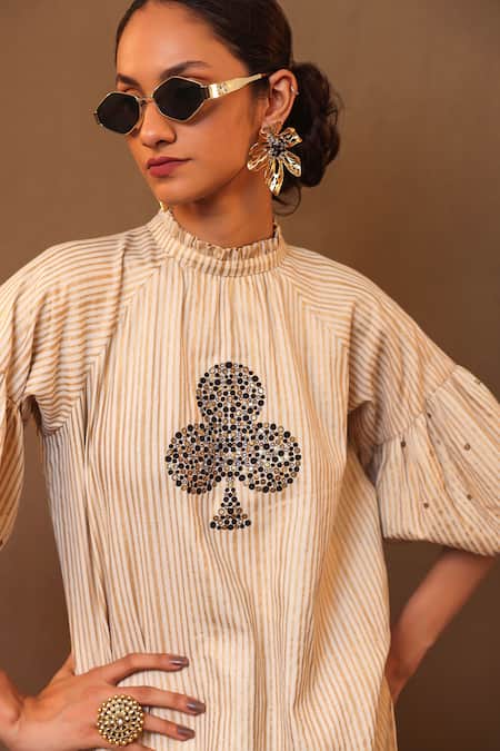 MATI_1_Off White Cotton Embroidery Round Neck Club Placement Kurta _Online_at_Aza_Fashions