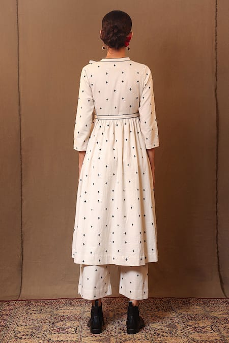 Shop_Mati_Off White Cotton Embroidery Spade Pant _at_Aza_Fashions