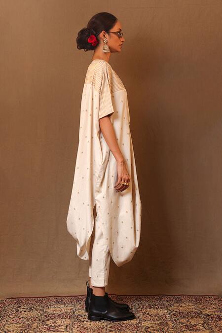 Buy_MATI_1_Off White Cotton Embroidery Spade Straight Pant _Online_at_Aza_Fashions