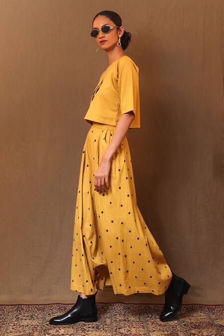MATI_1 Yellow Cotton Embroidery Round Neck Spade Crop Top With Harem Pant at Aza Fashions MATI_1_Yellow Cotton Embroidery Round Neck Spade Crop Top With Harem Pant _at_Aza_Fashions