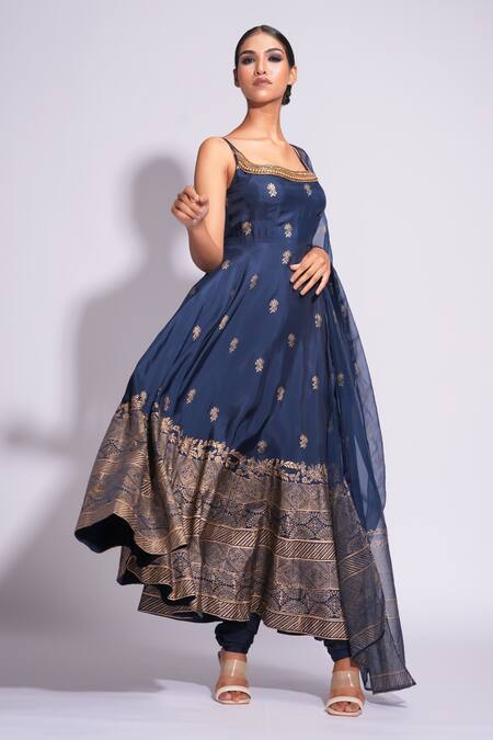 Shruti S Blue Organza, Cotton Embroidery, Pearls Square Hand Block Printed Anarkali Set Online at Aza Fashions Shruti S_Blue Organza, Cotton Embroidery, Pearls Square Hand Block Printed Anarkali Set _Online_at_Aza_Fashions