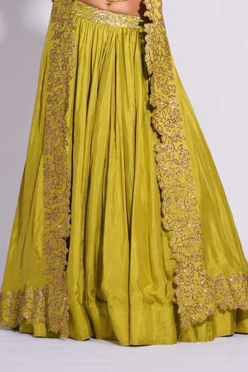 Shruti S_Green Silk Sequins, Embroidery Sweetheart Neck, Open Floral Jacket Lehenga Set _Online_at_Aza_Fashions