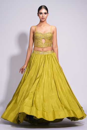 Shop_Shruti S_Green Silk Sequins, Embroidery Sweetheart Neck, Open Floral Jacket Lehenga Set _Online_at_Aza_Fashions
