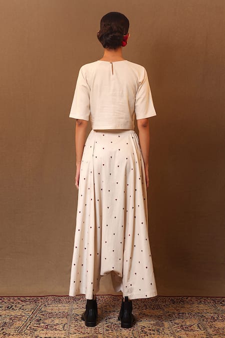 Shop MATI_1 Off White Cotton Embroidery Round Neck Heart Crop Top With Harem Pant at Aza Fashions Shop_MATI_1_Off White Cotton Embroidery Round Neck Heart Crop Top With Harem Pant _at_Aza_Fashions