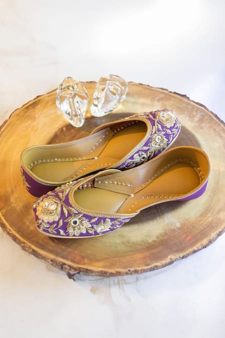 Amaryllis For Her Purple Zari Gulmohar Embroidered Juttis 