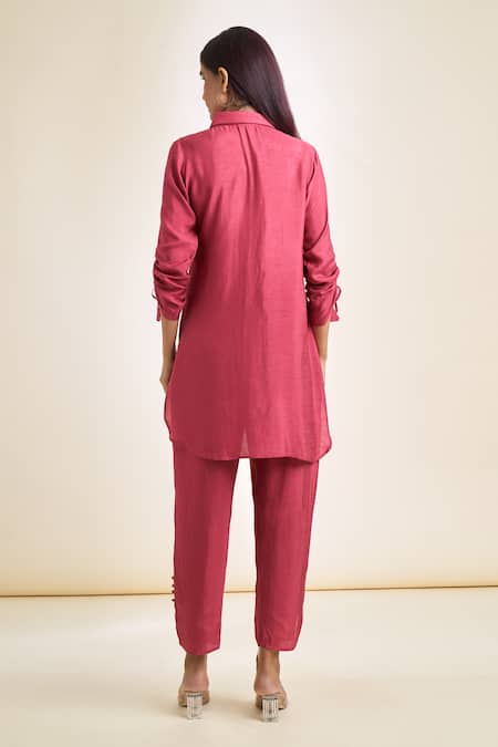Samyukta Singhania Placement Floral Embroidered Tunic & Pant Set 