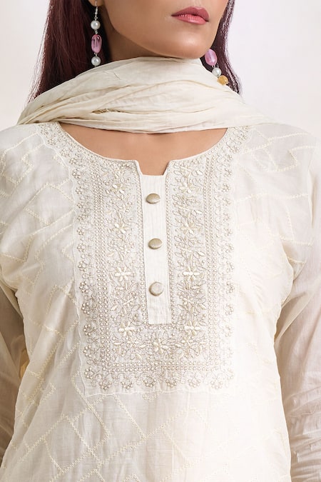 Shop Samyukta Singhania White Cotton Embroidery Round Neck Thread Kurta Skirt Set Online at Aza Fashions Shop_Samyukta Singhania_White Cotton Embroidery Round Neck Thread Kurta Skirt Set_Online_at_Aza_Fashions