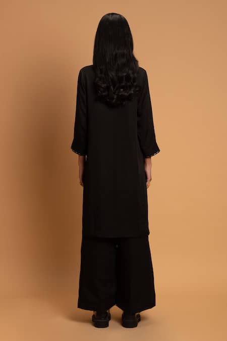 Shop Khajoor Studio Black Linen Beads, Embroidery Collared Night Wink Embellished Tunic With Pant at Aza Fashions Shop_Khajoor Studio_Black Linen Beads, Embroidery Collared Night Wink Embellished Tunic With Pant _at_Aza_Fashions