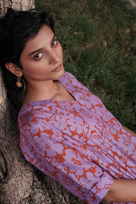 Khajoor Studio Purple Silk Embroidery V-neck Floret Print Asymmetric Tunic And Pant Set Online at Aza Fashions Khajoor Studio_Purple Silk Embroidery V-neck Floret Print Asymmetric Tunic And Pant Set _Online_at_Aza_Fashions