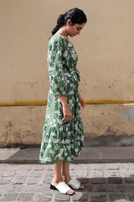 Shop Khajoor Studio White Silk V-neck Botanical Vine Print Midi Dress at Aza Fashions Shop_Khajoor Studio_White Silk V-neck Botanical Vine Print Midi Dress _at_Aza_Fashions