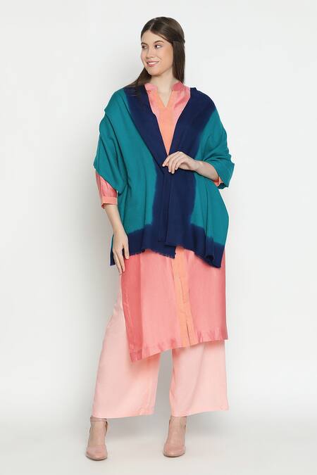 Shingora_Green Dobby Gradient Pattern Detail Shawl _Online_at_Aza_Fashions