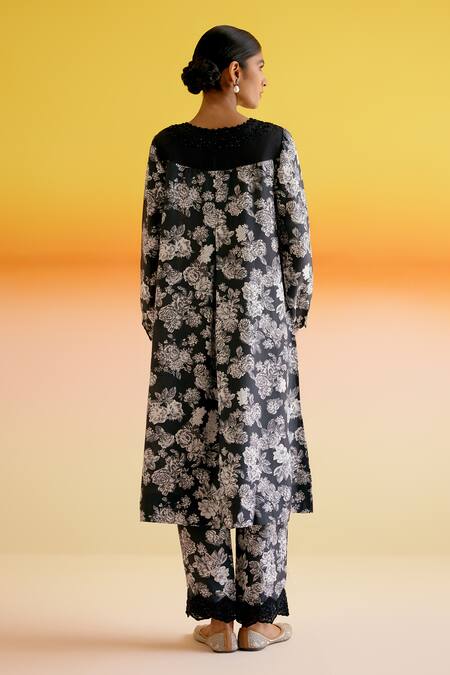 Amisha Kothari Kadambari Floral Print Kurta With Pant 
