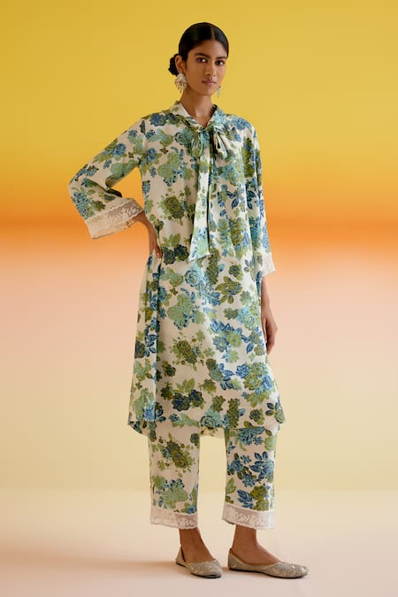 Amisha Kothari Blue Silk Printed Floral Tie-up Kusum Kurta With Pant 