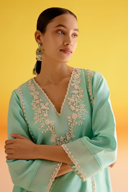Buy Amisha Kothari Blue Chanderi Silk, Organza Embroidery, Anya Floral Dori Kurta And Pant Set Online at Aza Fashions Buy_Amisha Kothari_Blue Chanderi Silk, Organza Embroidery, Anya Floral Dori Kurta And Pant Set _Online_at_Aza_Fashions